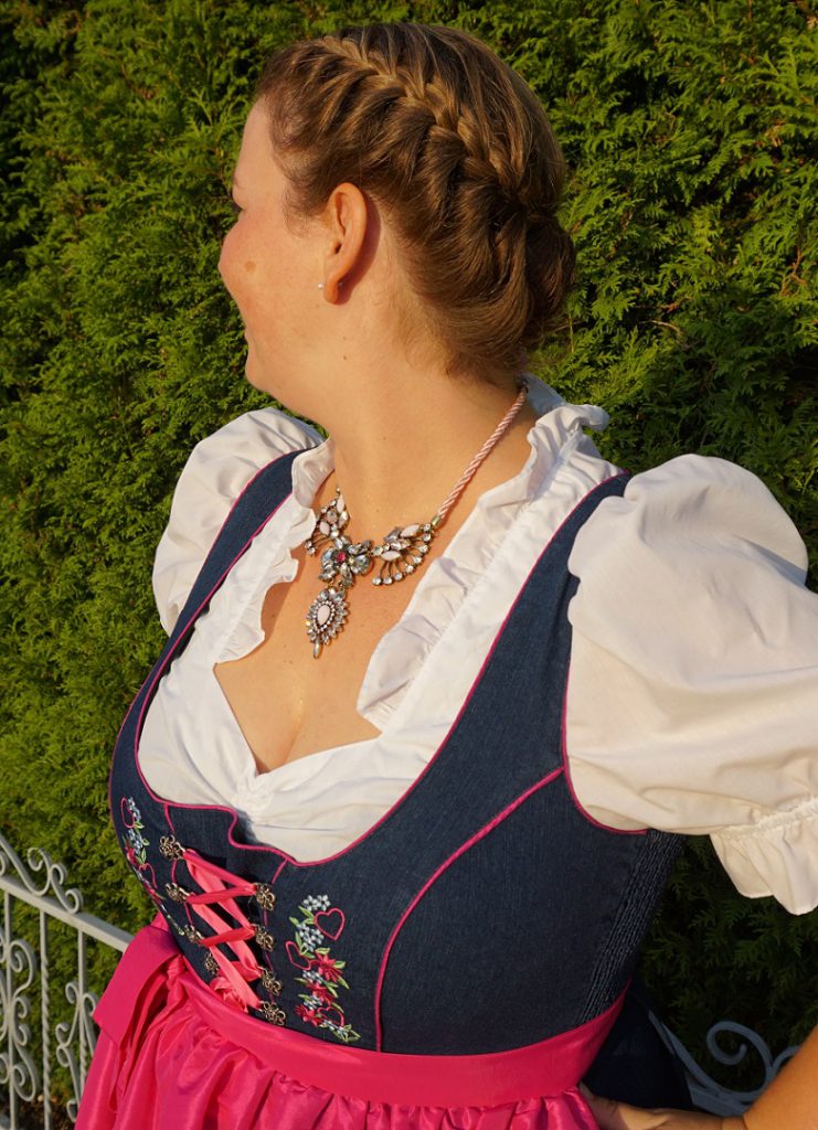 Dirndl Jeans Sheego